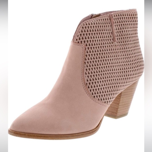Frye Jennifer Blush Pink Perforated Booties Size 8.5 - Picture 1 of 10